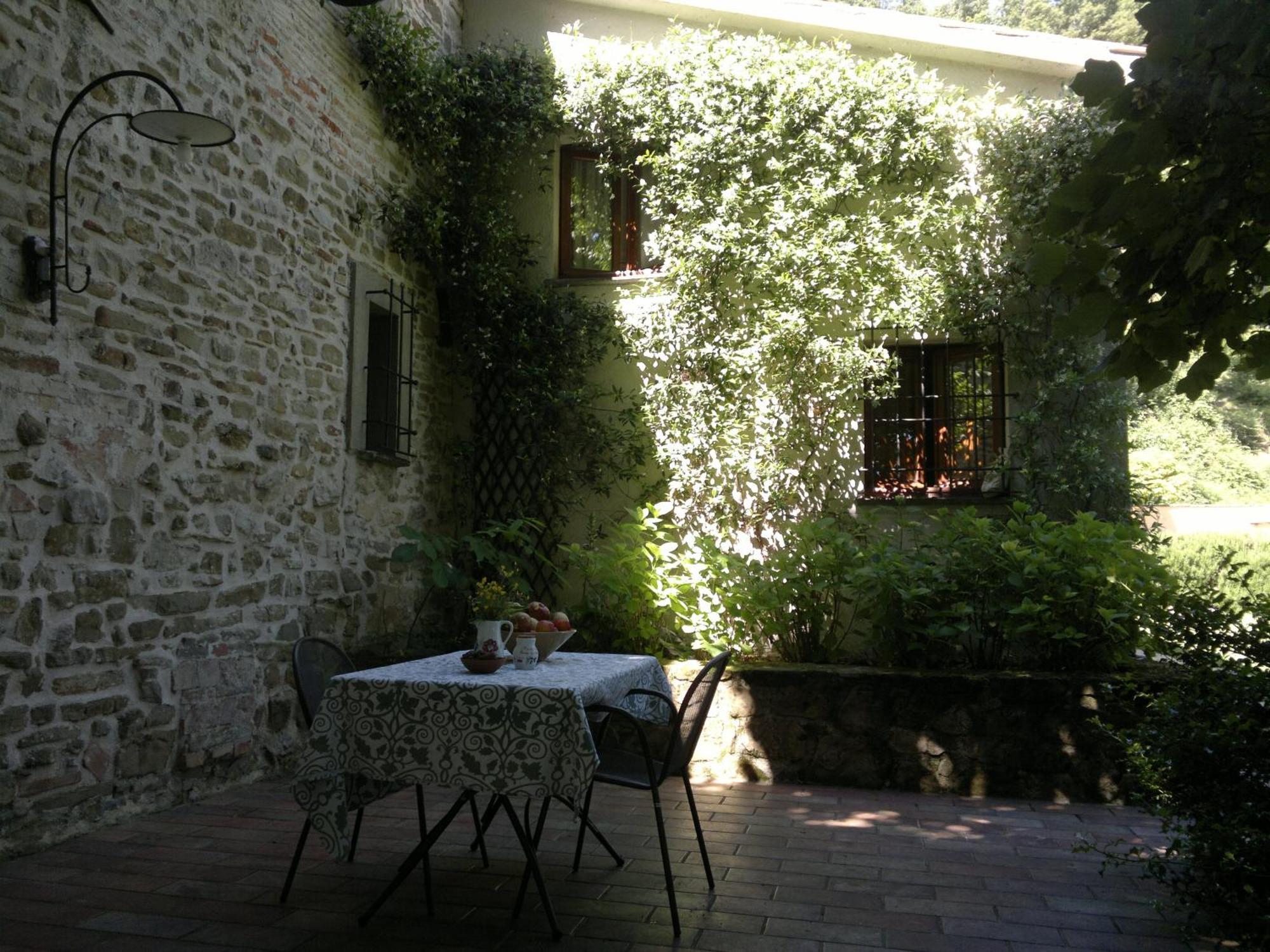 Villa Casale Degli Ulivi Gualdo Tadino Exterior foto