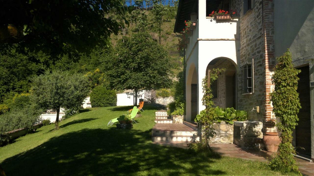 Villa Casale Degli Ulivi Gualdo Tadino Exterior foto
